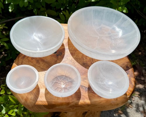 Polished selenite charging - polished,